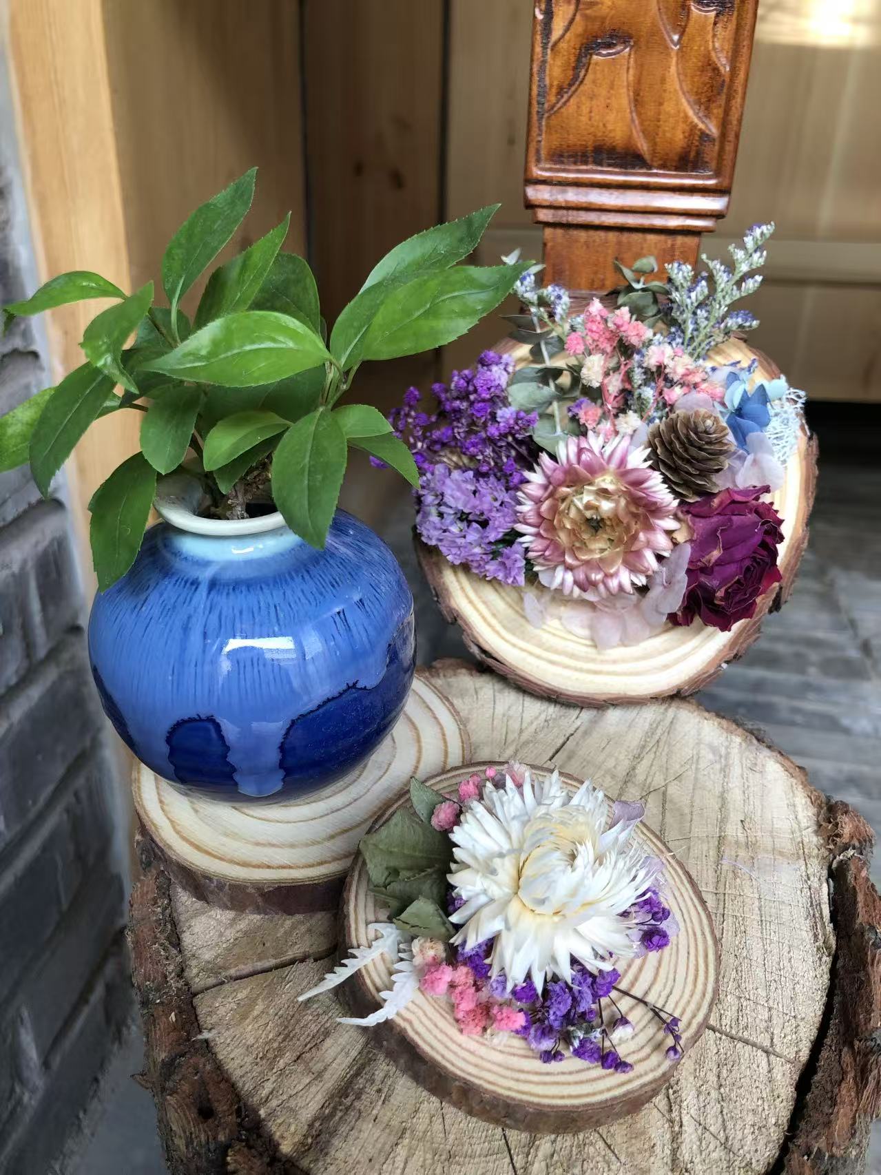 Custom dried flower design